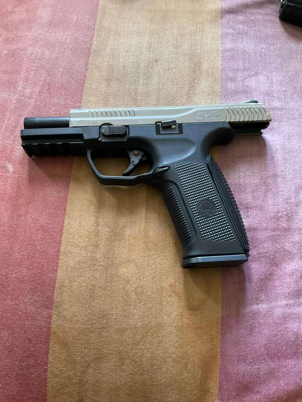 Gas guns