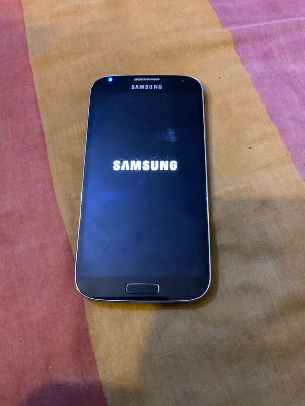 Samsung s4 needs a new battery