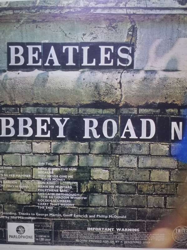 THE BEATLES (ABBY ROAD) - VINYL IN VERY GOOD COND. - SEE BELOW FOR INFO.