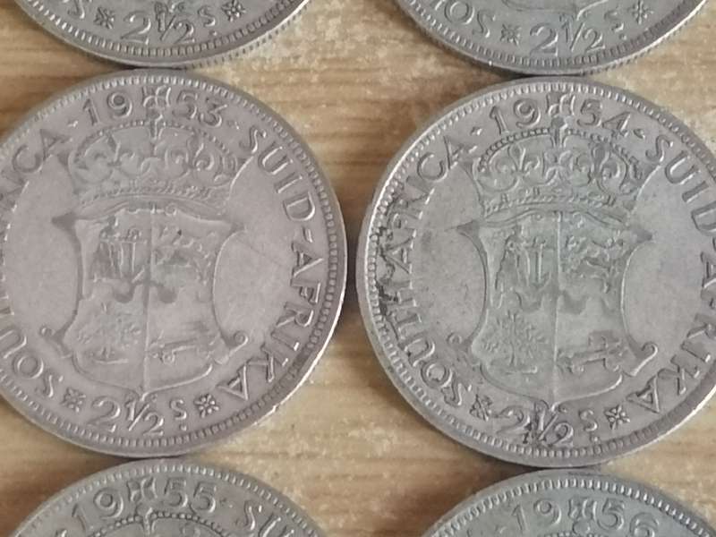 SA UNION SILVER COINS - 8x 2.5 SHILLINGS (1951 TO 1958) - USED CONDITION - SEE BELOW FOR INFO.
