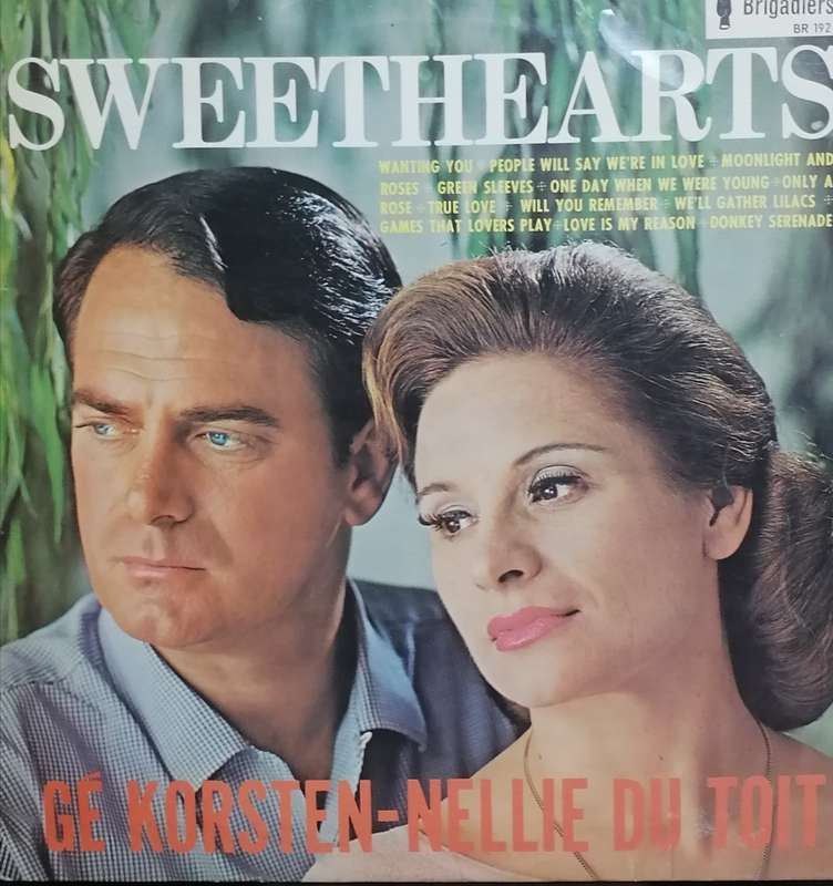 Ge Korsten en Nellie du Toit, Sweethearts', Vinyl in good condition .