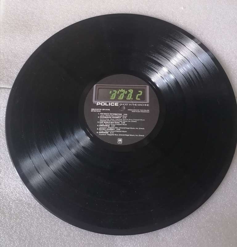 Police, Ghost in the machine, vinyl in very good condition.