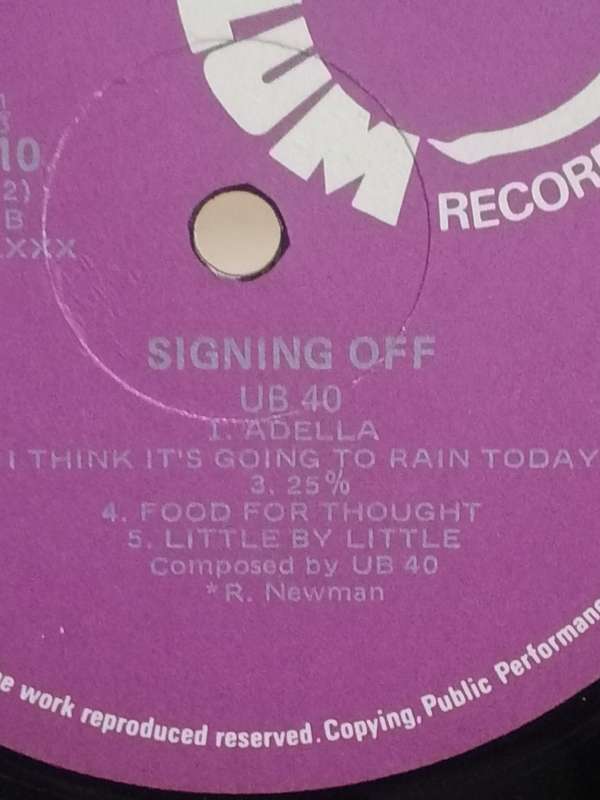 UB40, Signing off, vinyl excellent.