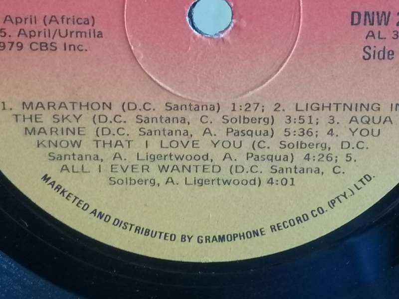 Santana Marathon, vinyl in very good condition.