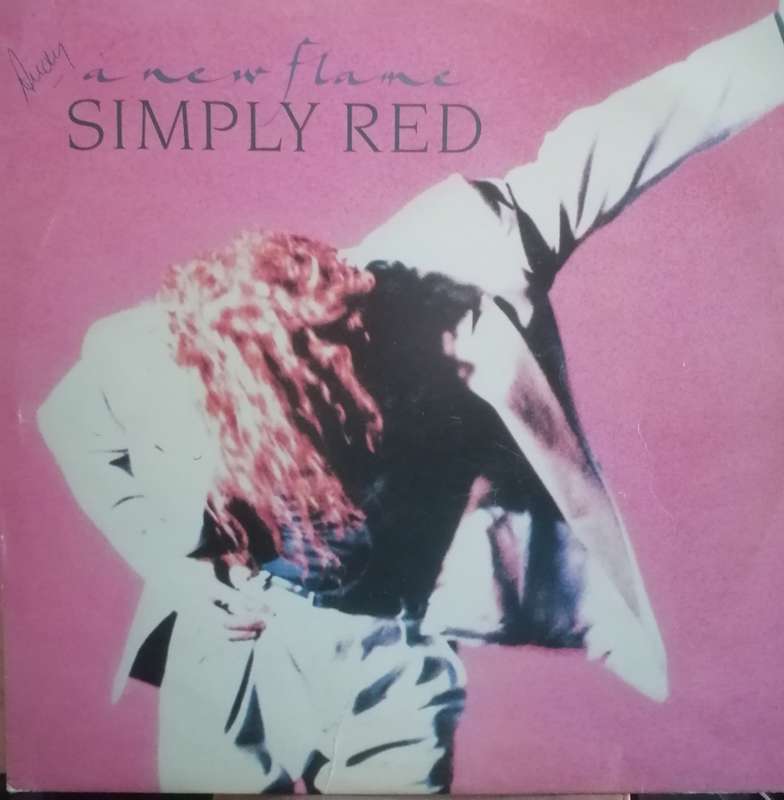 Simply Red, a New Flame, vinyl in very good condition.