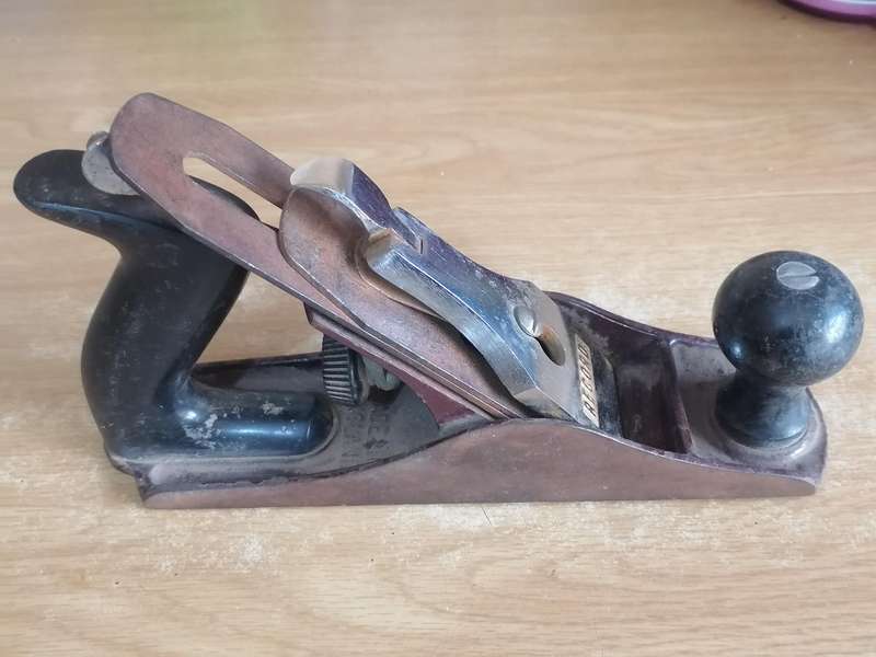 Vintage Record Plane, made in England (23.5cm long).