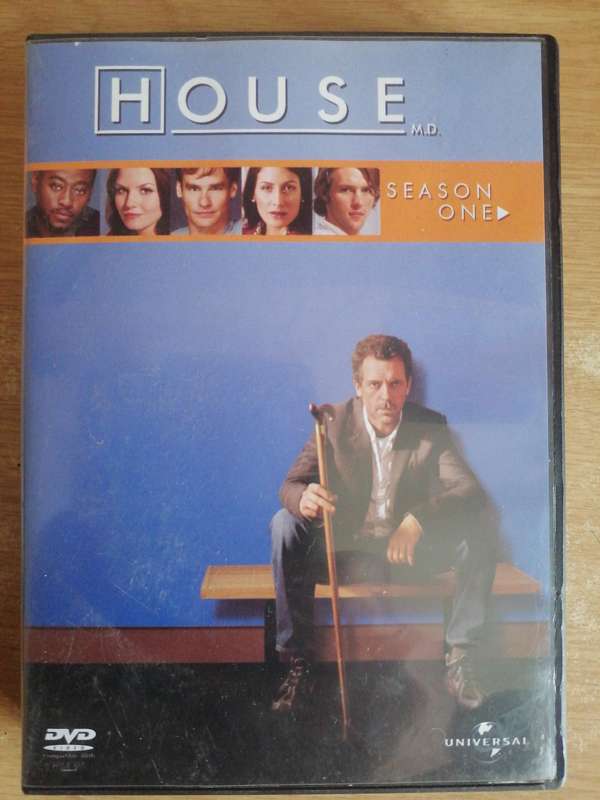 DVD series, House, (Seasons 1 to 8) the complete series, Very good condition.