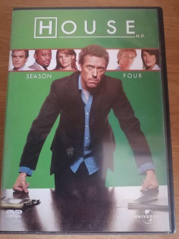 DVD series, House, (Seasons 1 to 8) the complete series, Very good condition.