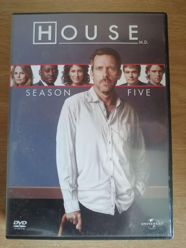 DVD series, House, (Seasons 1 to 8) the complete series, Very good condition.