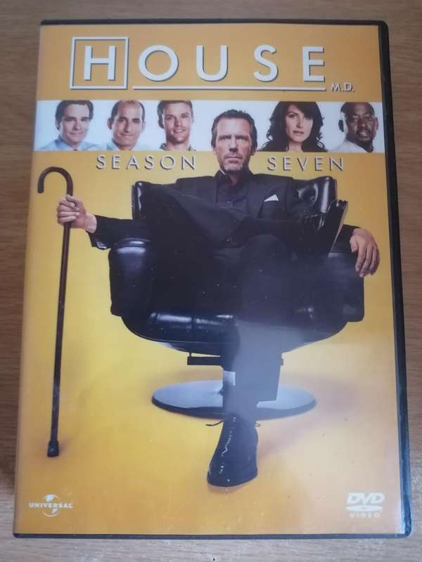 DVD series, House, (Seasons 1 to 8) the complete series, Very good condition.
