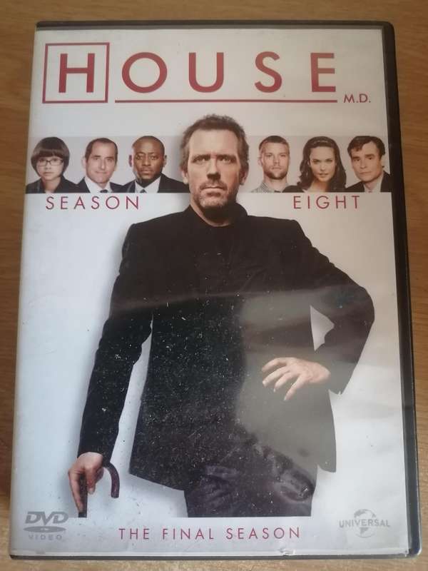 DVD series, House, (Seasons 1 to 8) the complete series, Very good condition.