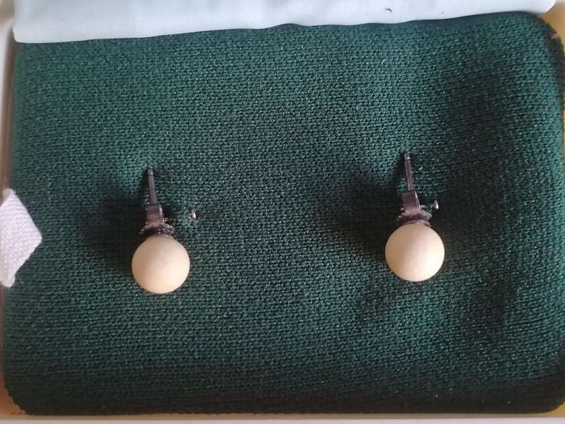 3x Vintage Sterling Silver round bone stud earring sets.
