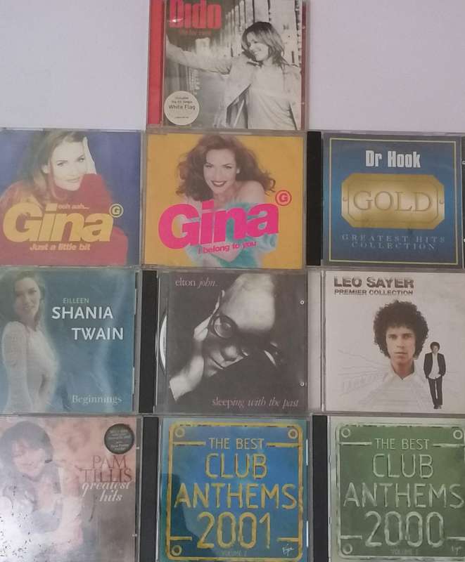 10x original CD's, good music artists,  very good condition.