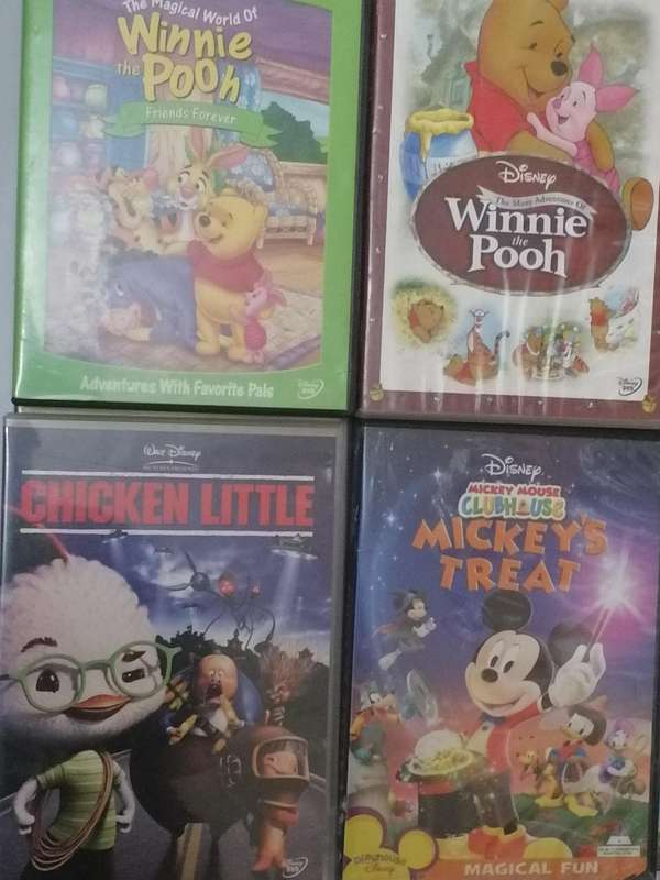 12x original Walt Disney DVD movies, in very good condition.