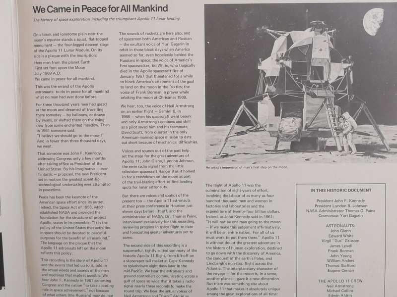 Apollo II Lunar landing 1969 Neil Armstrong, vinyl near mint cond.