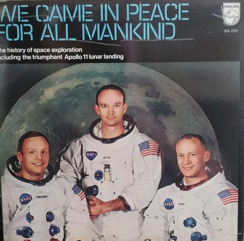Apollo II Lunar landing 1969 Neil Armstrong, vinyl near mint cond.