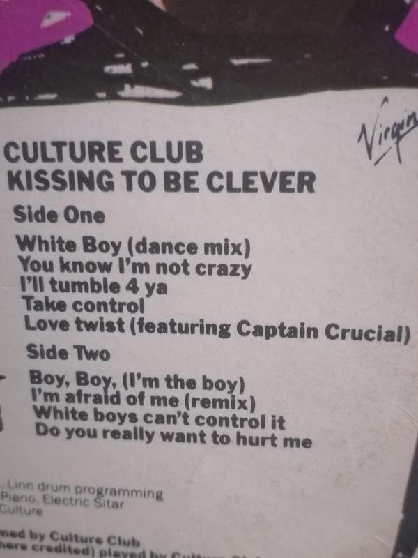 Culture Club, Kissing to be Clever, vinyl very good.