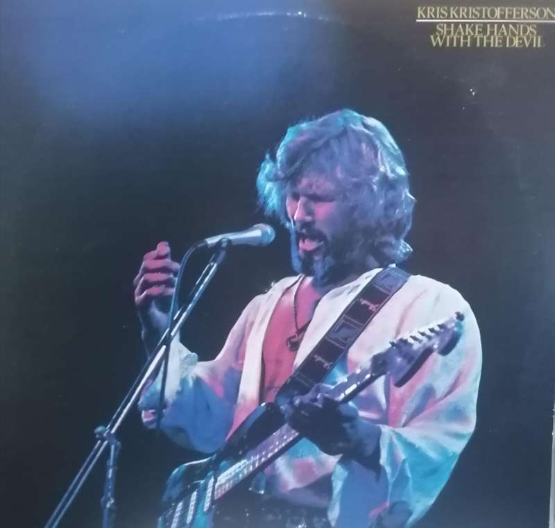 Kris Kristofferson, Shake Hands with the devil, vinyl excellent.