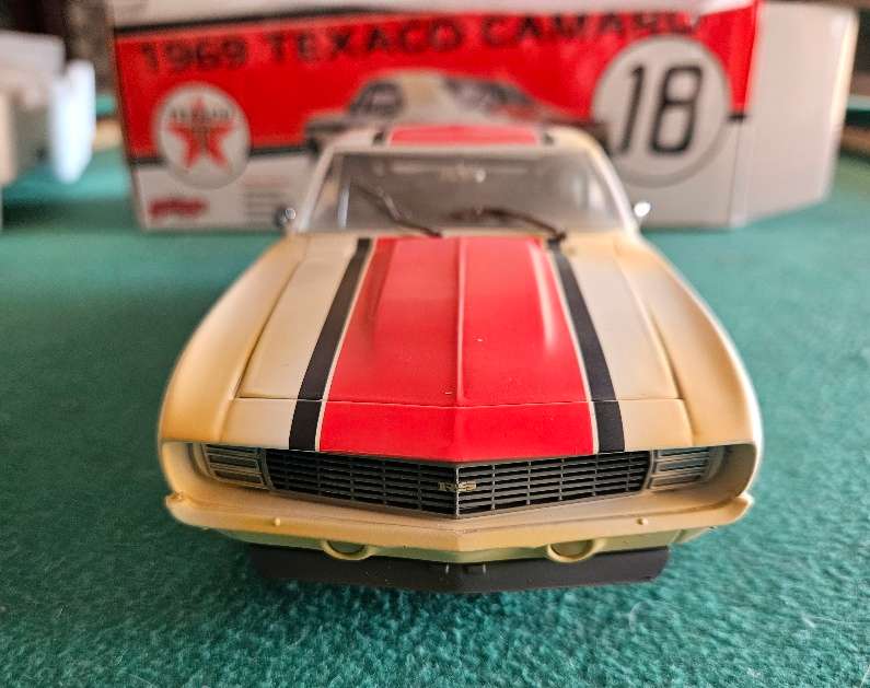 1969 Texaco Camaro - 1/18 GMP
