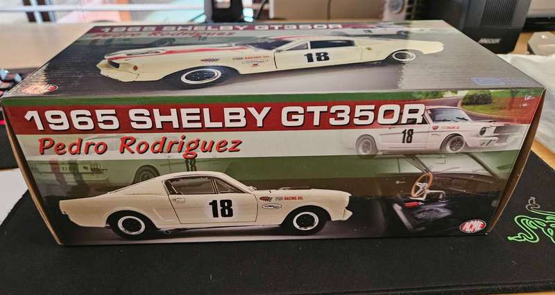 1965 Shelby GT350R - 1/18 Acme