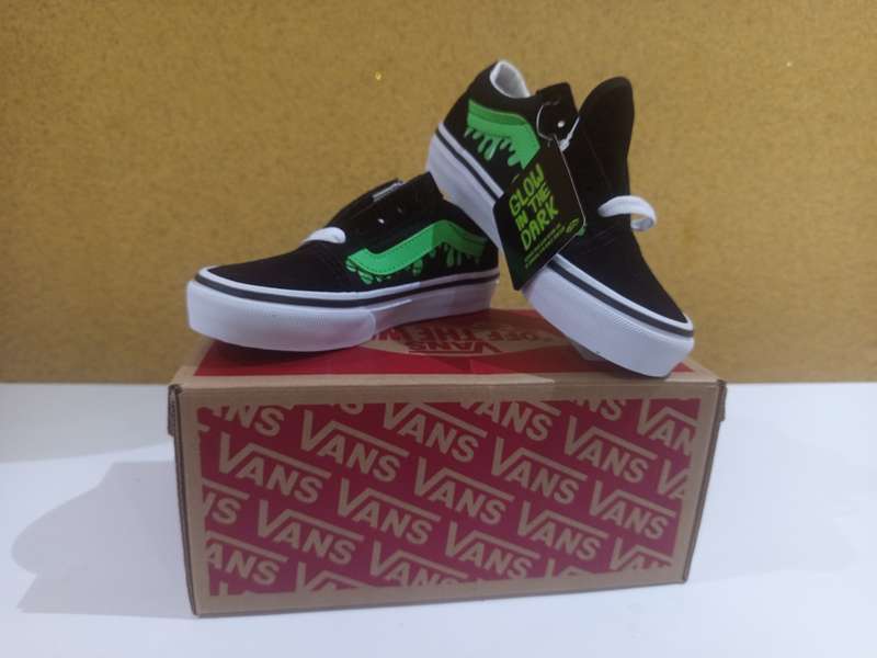 Vans Junior Old Skool Glow Slime