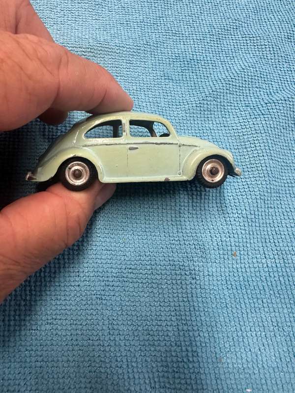 DINKY TOYS