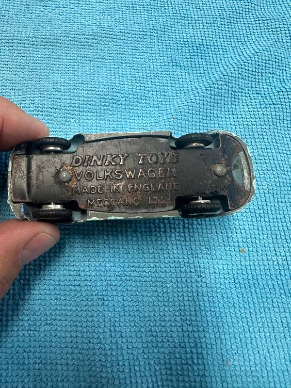 DINKY TOYS