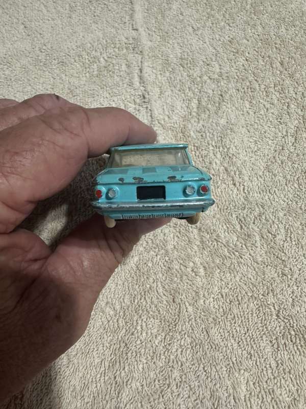 DINKY TOYS