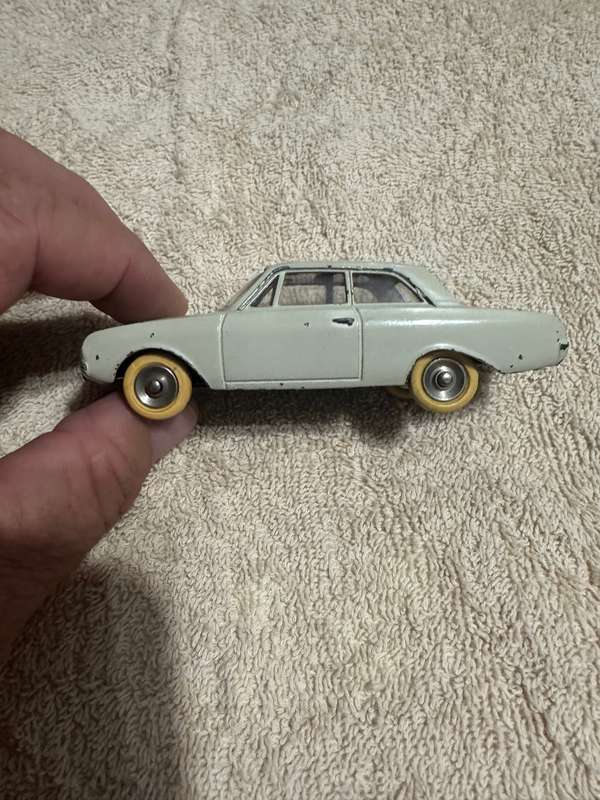 DINKY TOYS