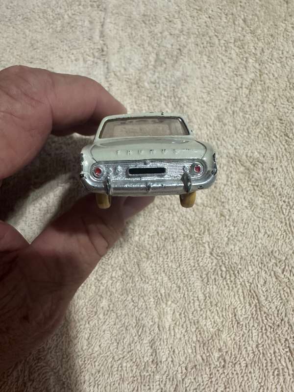 DINKY TOYS
