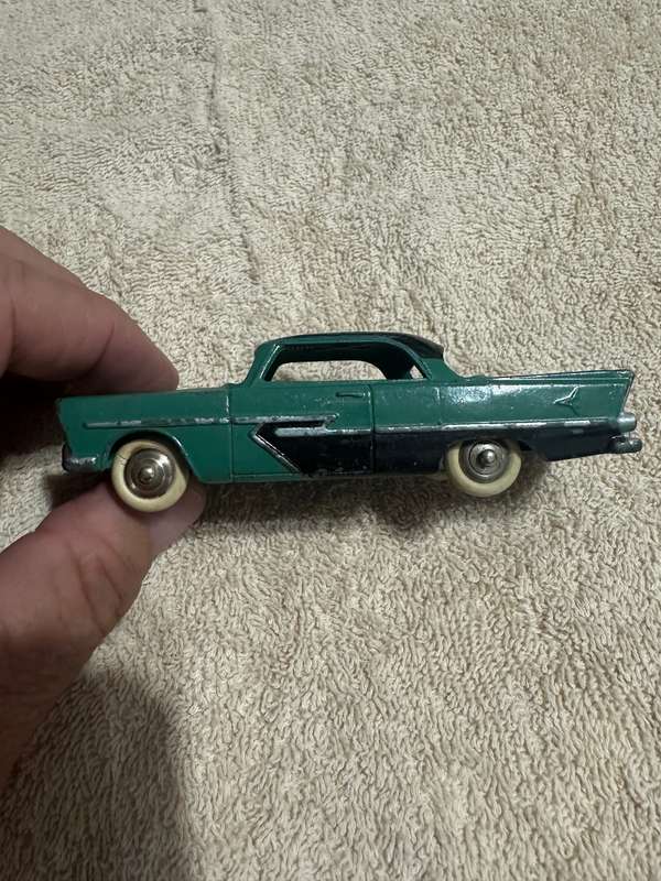 DINKY TOYS