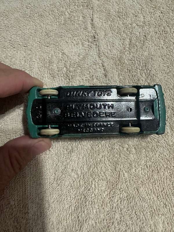 DINKY TOYS