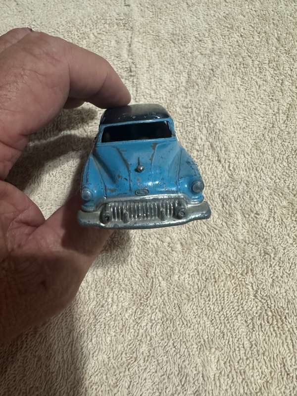 DINKY TOYS