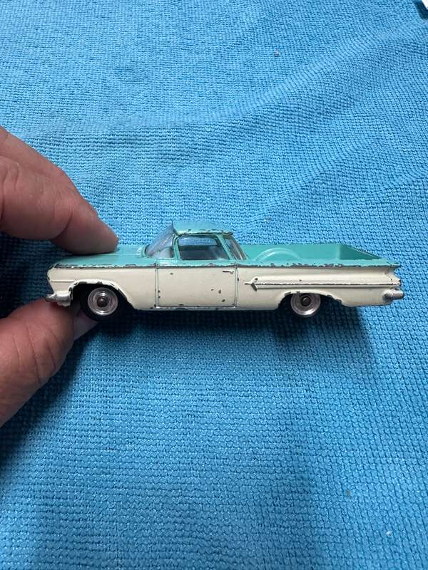 DINKY TOYS