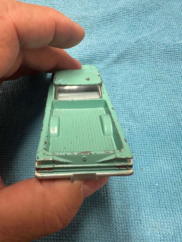DINKY TOYS