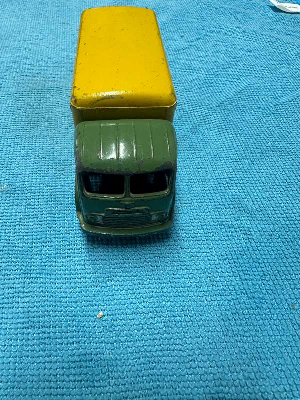 DINKY TOYS