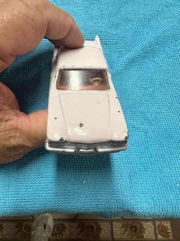 DINKY TOYS