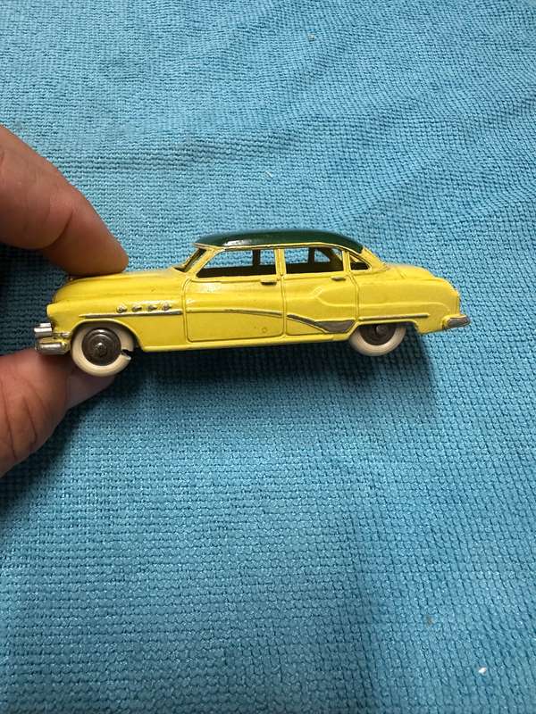 DINKY TOYS