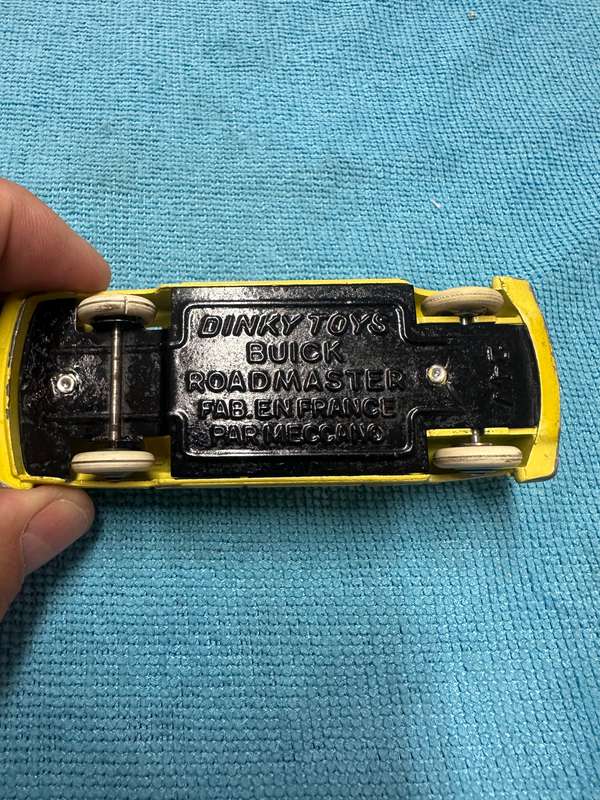 DINKY TOYS