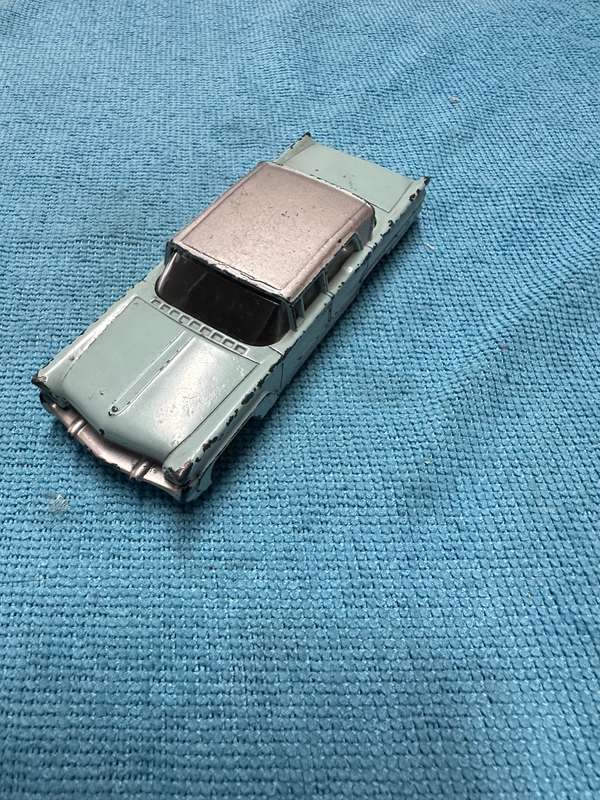 DINKY TOYS
