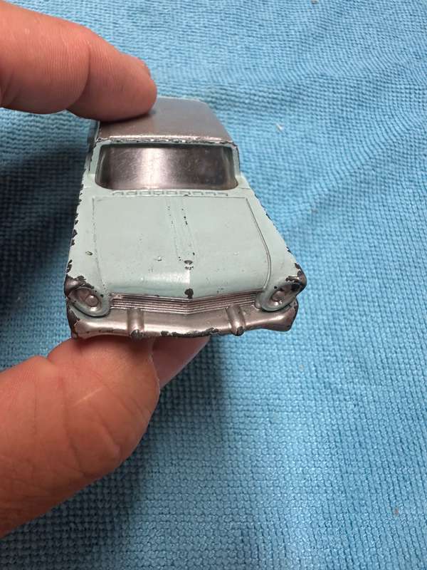 DINKY TOYS