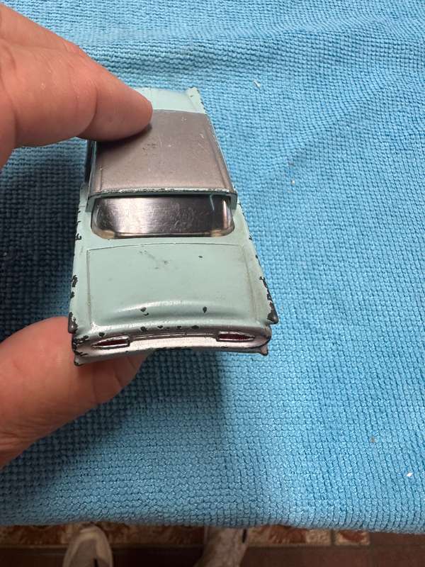 DINKY TOYS