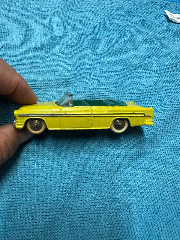 DINKY TOYS