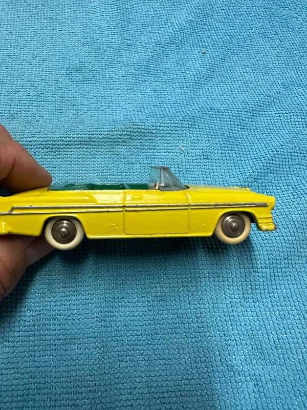 DINKY TOYS