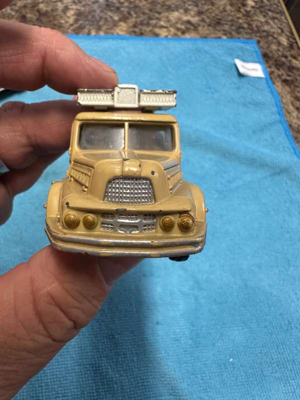 DINKY TOYS