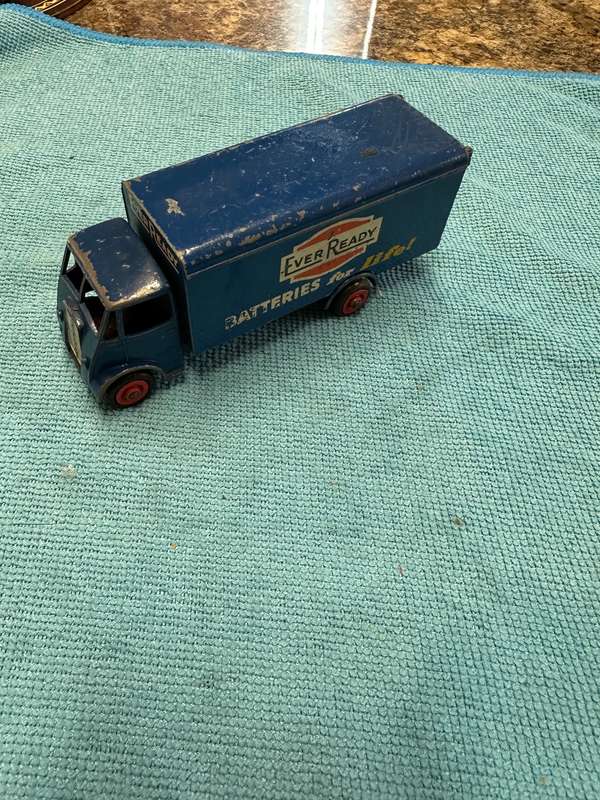 DINKY TOYS