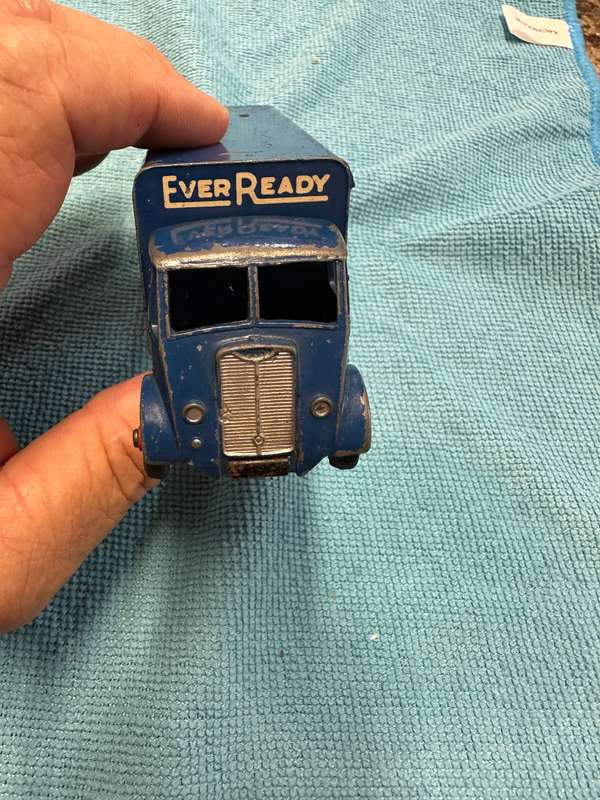DINKY TOYS