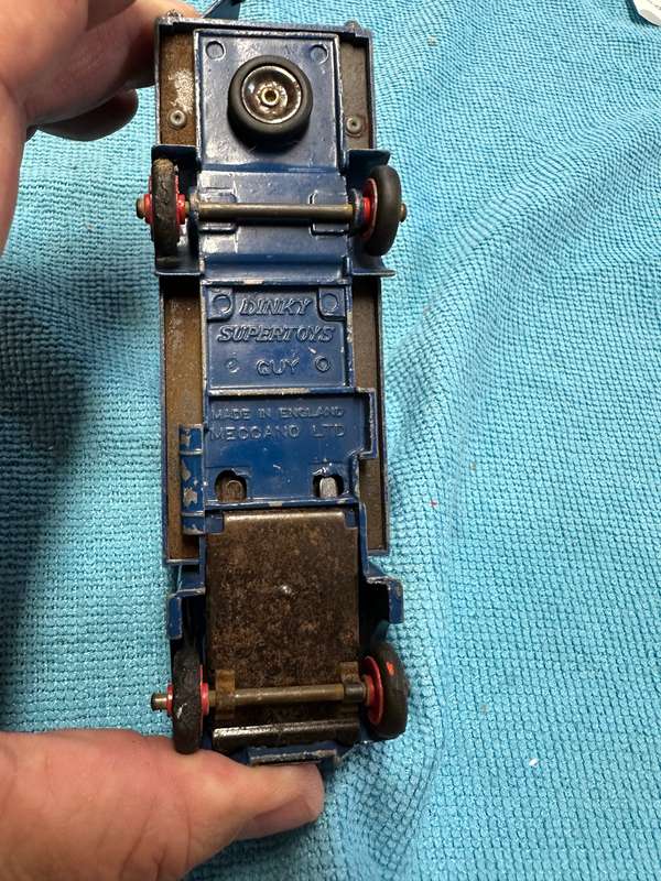 DINKY TOYS