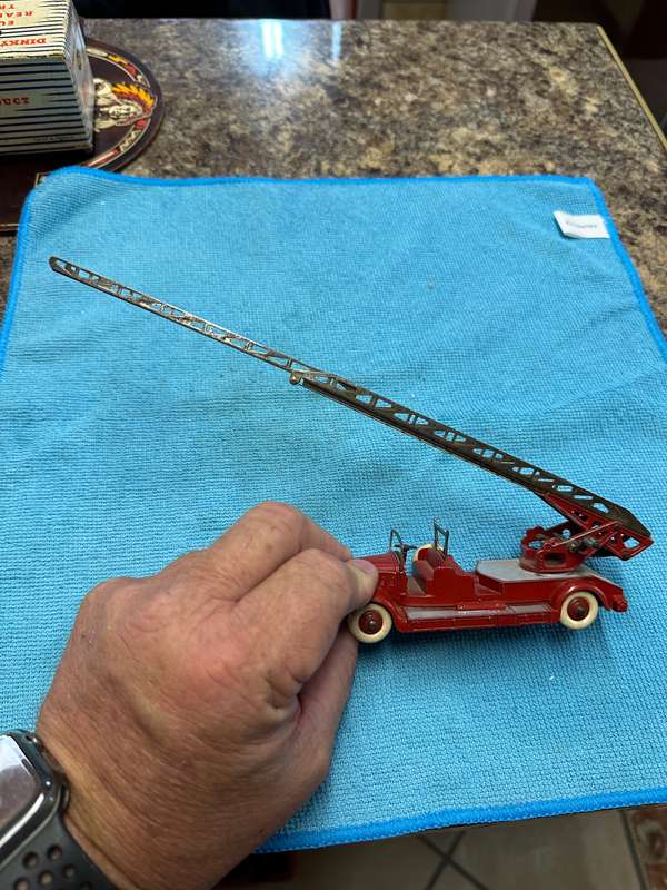 DINKY TOYS