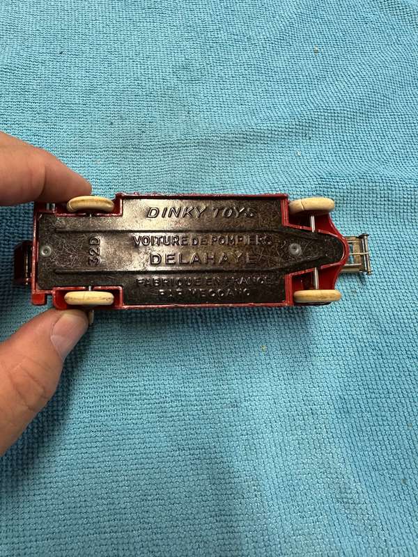 DINKY TOYS